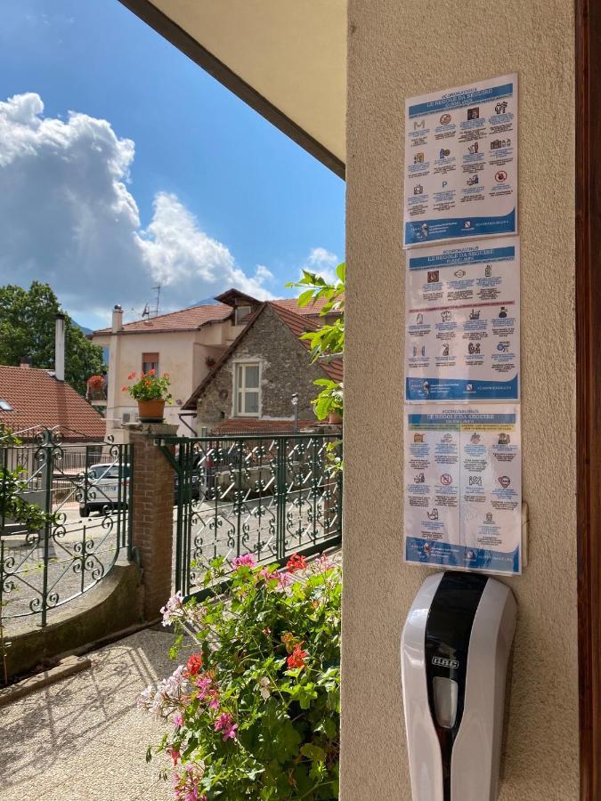 Il Ritrovo Delle Volpi Bed & Breakfast Аджерола Екстериор снимка