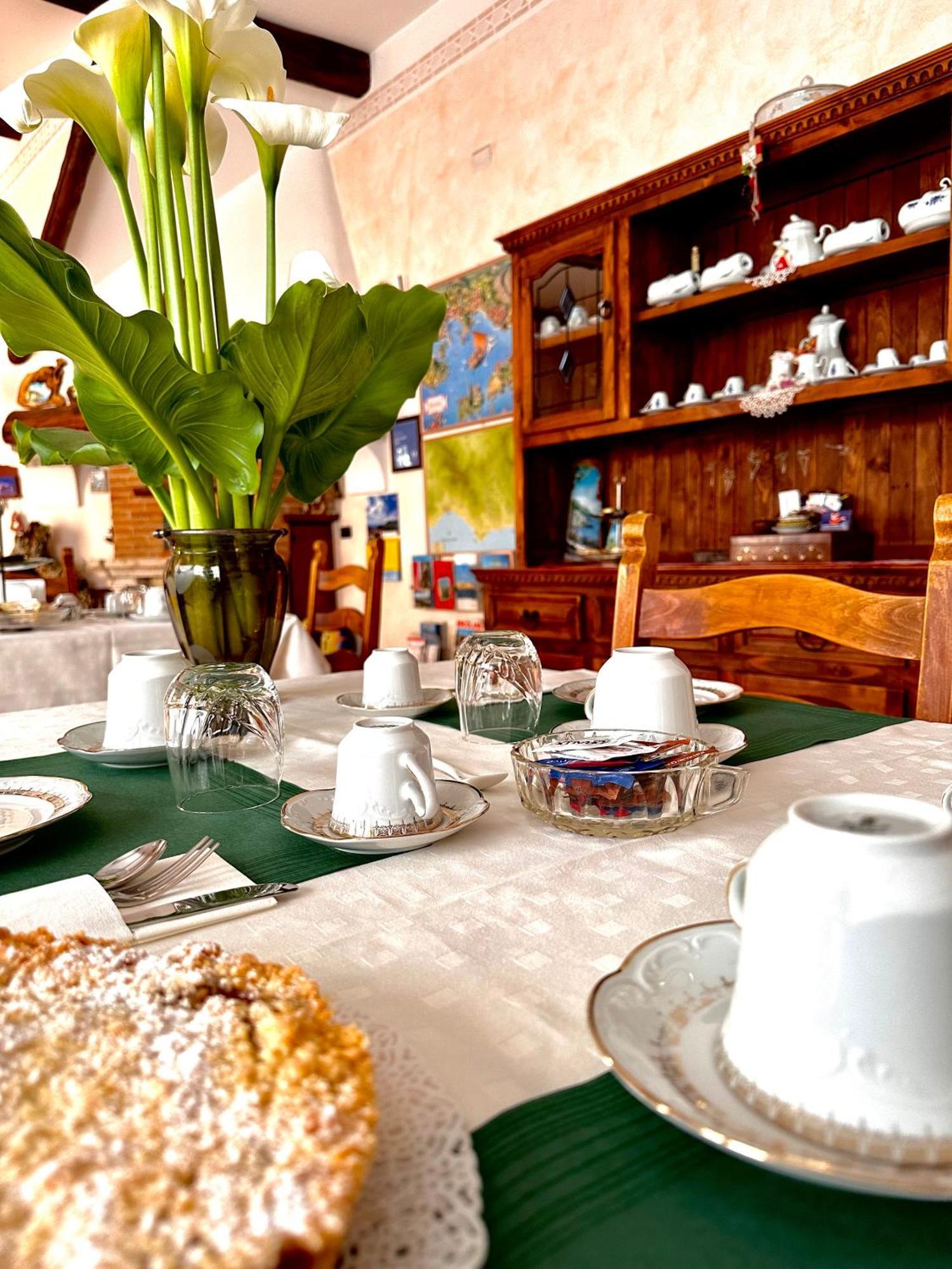 Il Ritrovo Delle Volpi Bed & Breakfast Аджерола Екстериор снимка